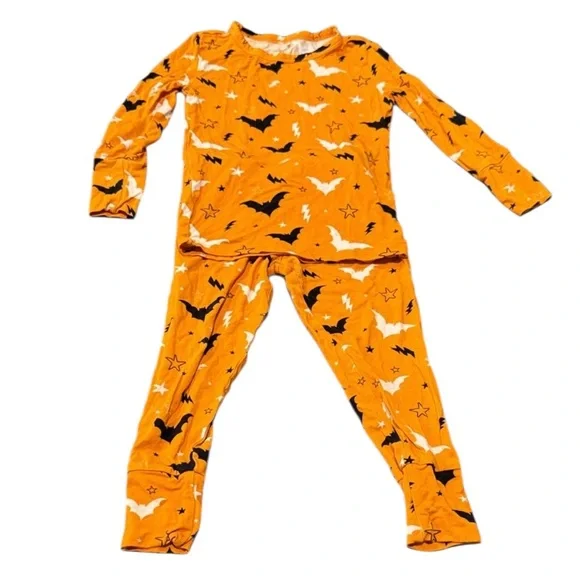 3- Posh Peanut Pajamas Sets Halloween Size 2T hello kitty bats Lot Bundle